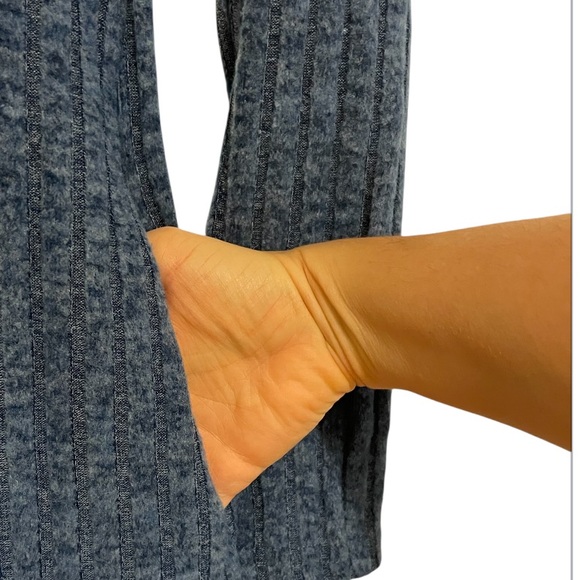 Blue Ribbed Knit Dress - Picture 3 of 6